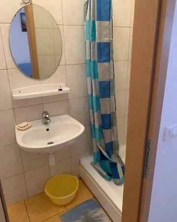 Apartment Ivana 2 *